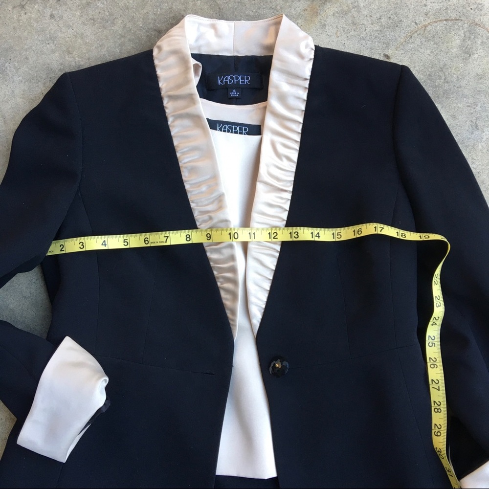 FABULOUS Kasper 3 piece dress suit - Picture 4 of 6